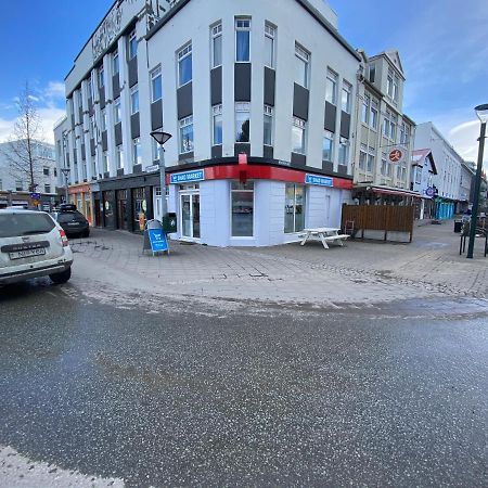 Day Dream Townhall Square Apartments Akureyri Exterior foto